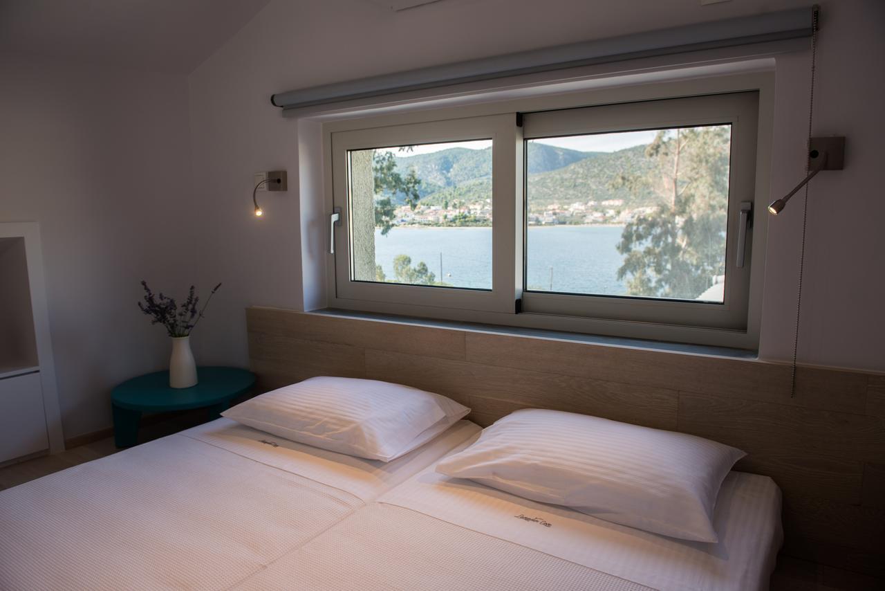 Lavender Cove Aparthotel Korfos Exterior photo
