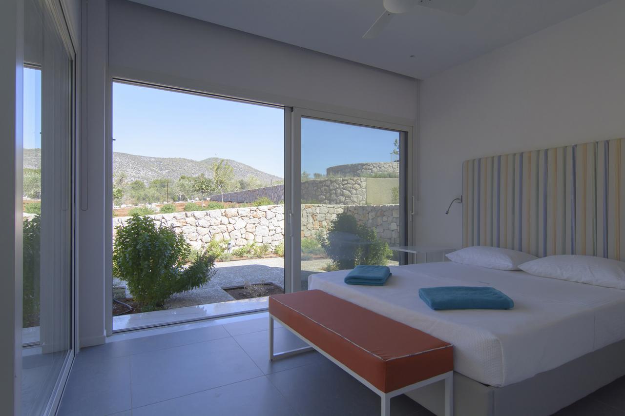 Lavender Cove Aparthotel Korfos Exterior photo
