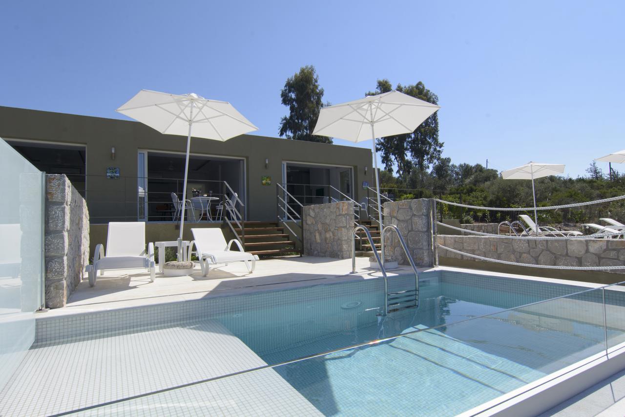 Lavender Cove Aparthotel Korfos Exterior photo