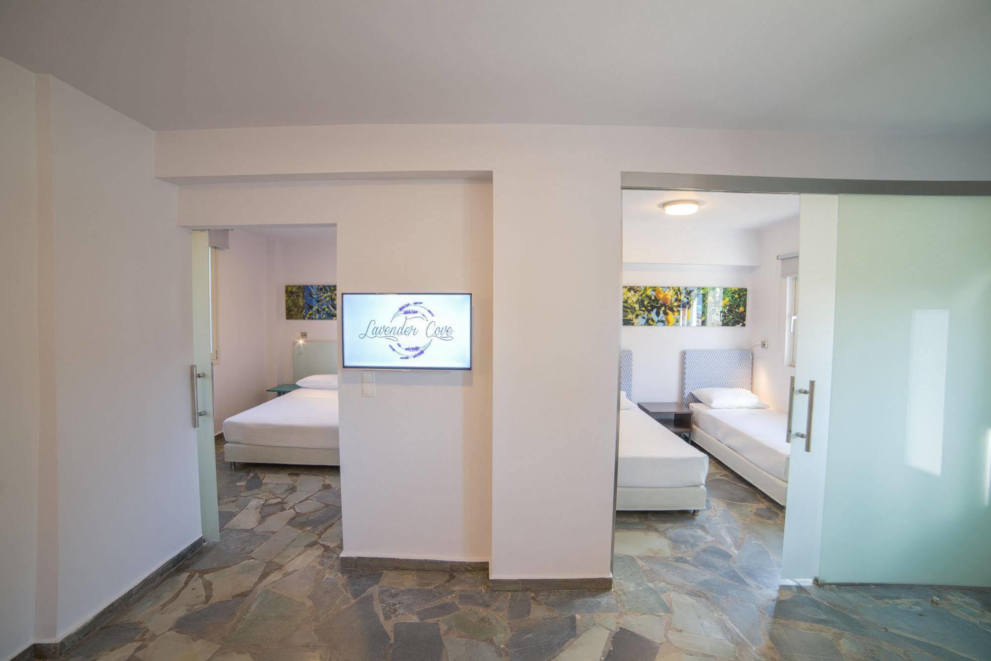 Lavender Cove Aparthotel Korfos Exterior photo