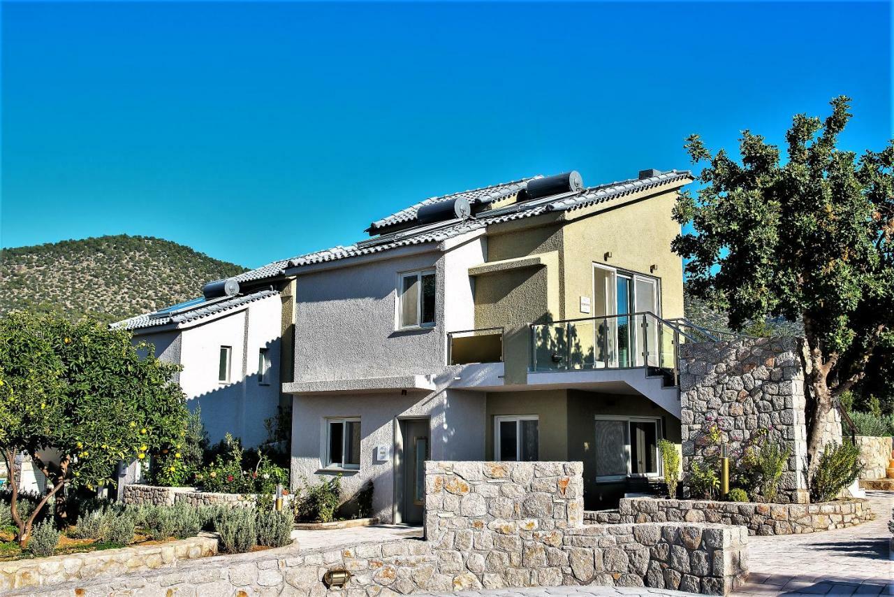 Lavender Cove Aparthotel Korfos Exterior photo
